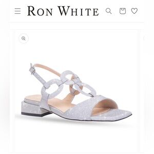 NWT RON WHITE BEVERLY SILVER SANDAL IN SIZE  7.5